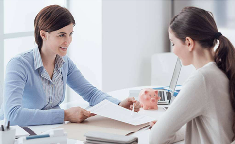 著作權(quán)人和與著作權(quán)有關(guān)的權(quán)利人可以授權(quán)著作權(quán)集體管理組織行使著作權(quán)或者與著作權(quán)有關(guān)的權(quán)利。著作權(quán)集體管理組織被授權(quán)后，可以以自己的名義為著作權(quán)人和與著作權(quán)有關(guān)的權(quán)利人主張權(quán)利，并可以作為當(dāng)事人進(jìn)行涉及著作權(quán)或者與著作權(quán)有關(guān)的權(quán)利的訴訟、仲裁活動(dòng)。著作權(quán)集體管理組織是非營(yíng)利性組織，其設(shè)立方式、權(quán)利義務(wù)、著作權(quán)許可使用費(fèi)的收取和分配，以及對(duì)其監(jiān)督和管理等由國(guó)務(wù)院另行規(guī)定。